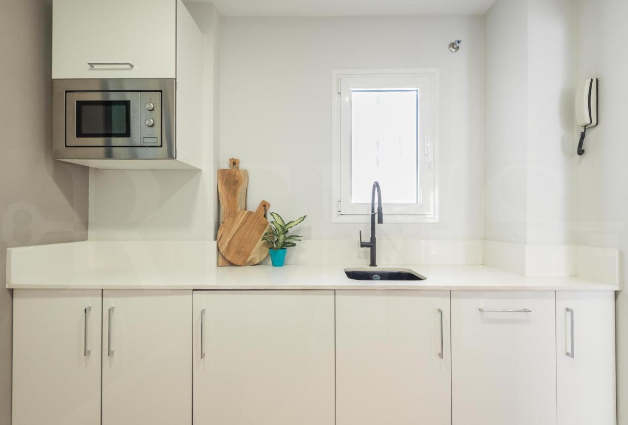 מאלגה Sunny & Modern Apartment - Center By Rems מראה חיצוני תמונה