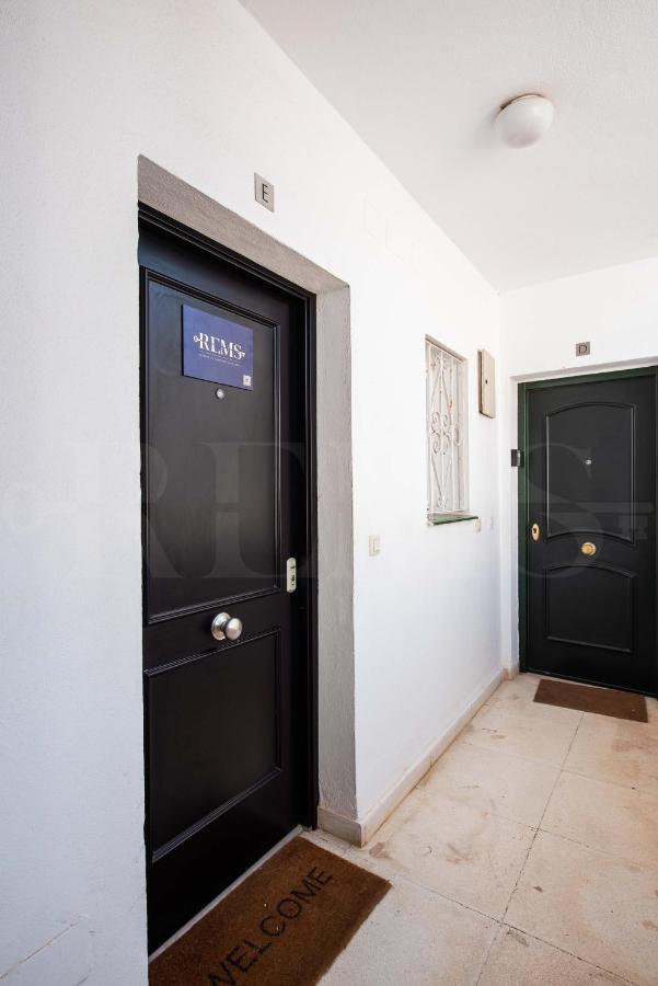 מאלגה Sunny & Modern Apartment - Center By Rems מראה חיצוני תמונה