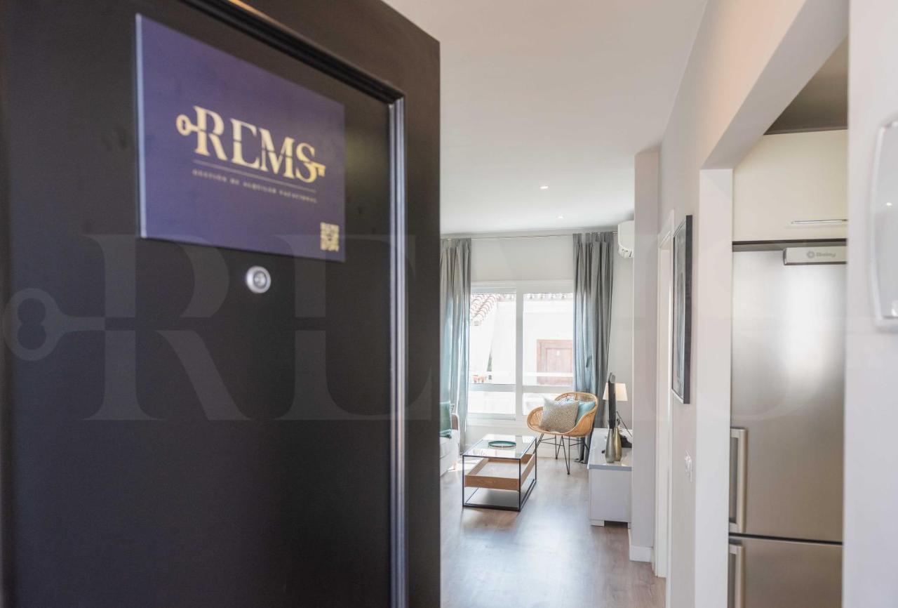 מאלגה Sunny & Modern Apartment - Center By Rems מראה חיצוני תמונה